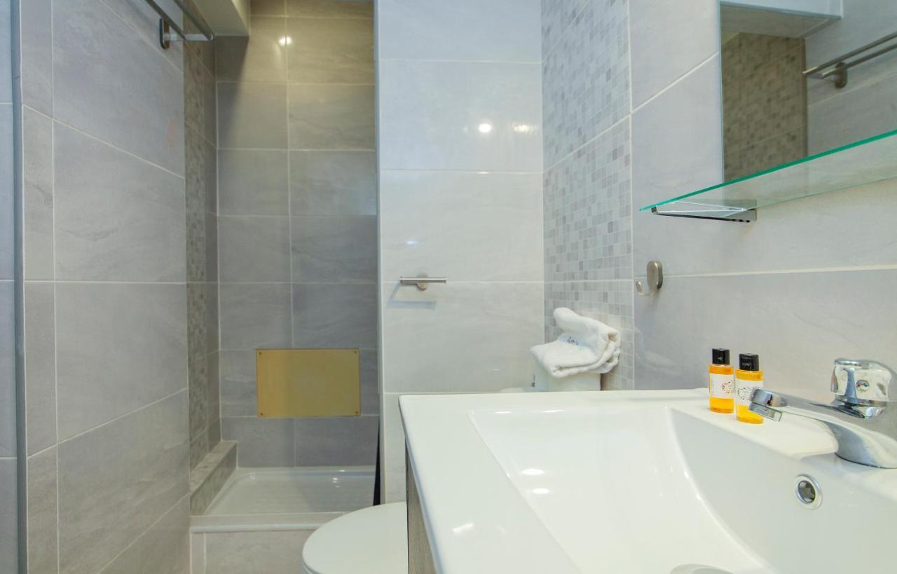 דירות לאגוּ‏ש B21 - Oliveira Cozy Flat מראה חיצוני תמונה